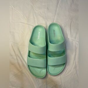 Old navy slip on sandals